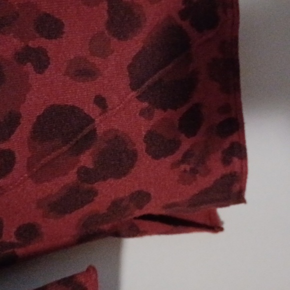 Democracy, Womens Burnt Red Print sweater Sz. L. - Picture 2 of 6